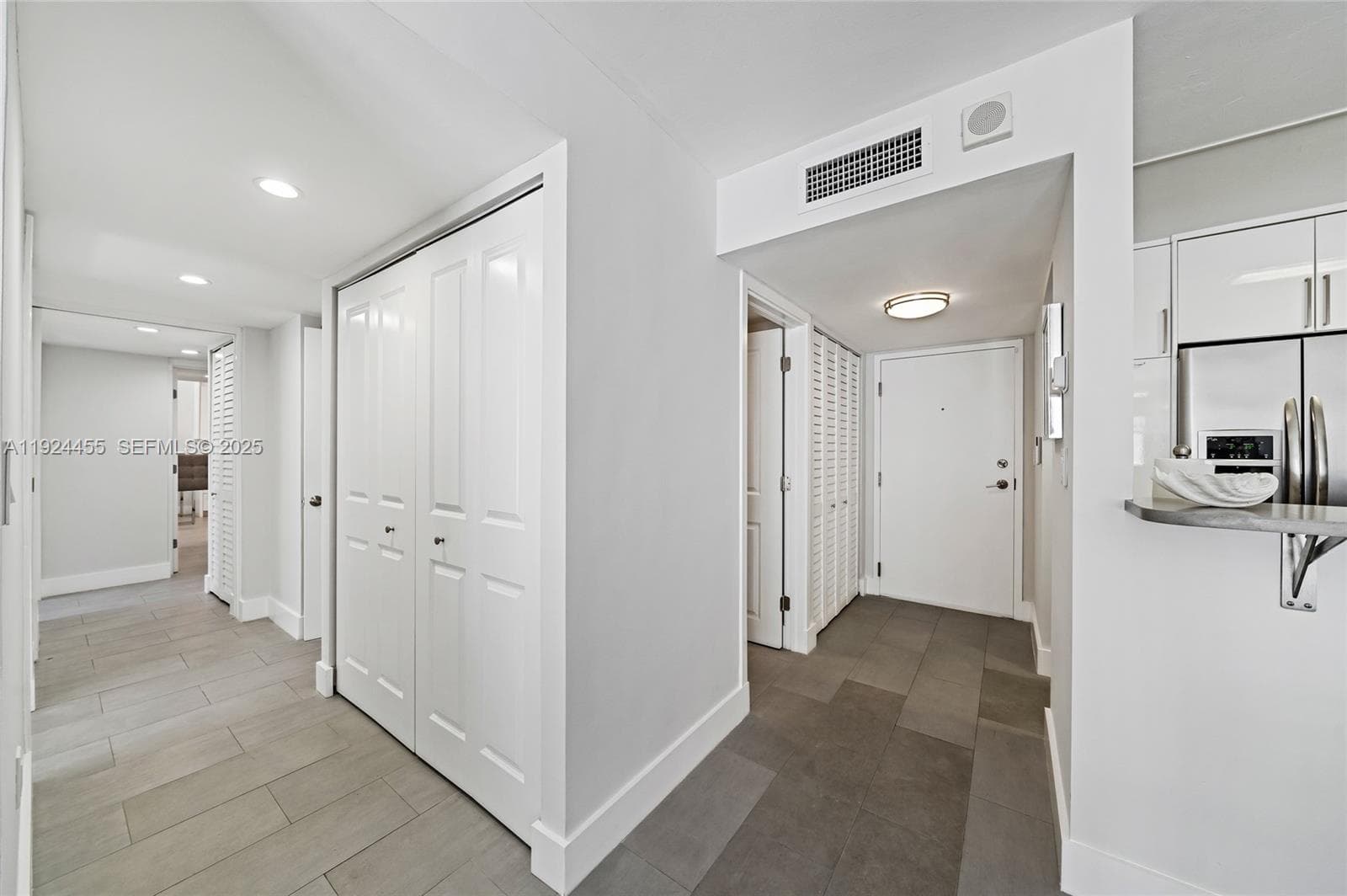 Ocean Point Condominium · #510/511 in Miami Beach - Photo 15