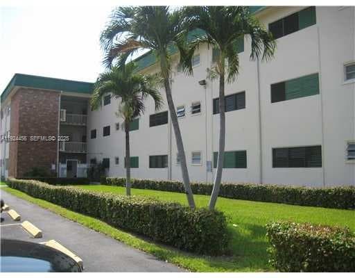 SEVENTEENTH GREEN CONDO · #206 in Hallandale Beach - Photo 18