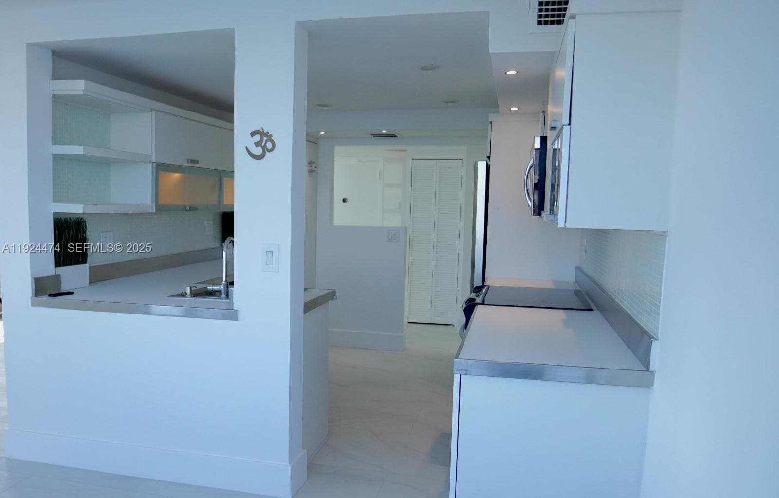 REEF CLUB SOUTH · #5G BOAT SLIP INCLUDED in North Miami Beach - Photo 22