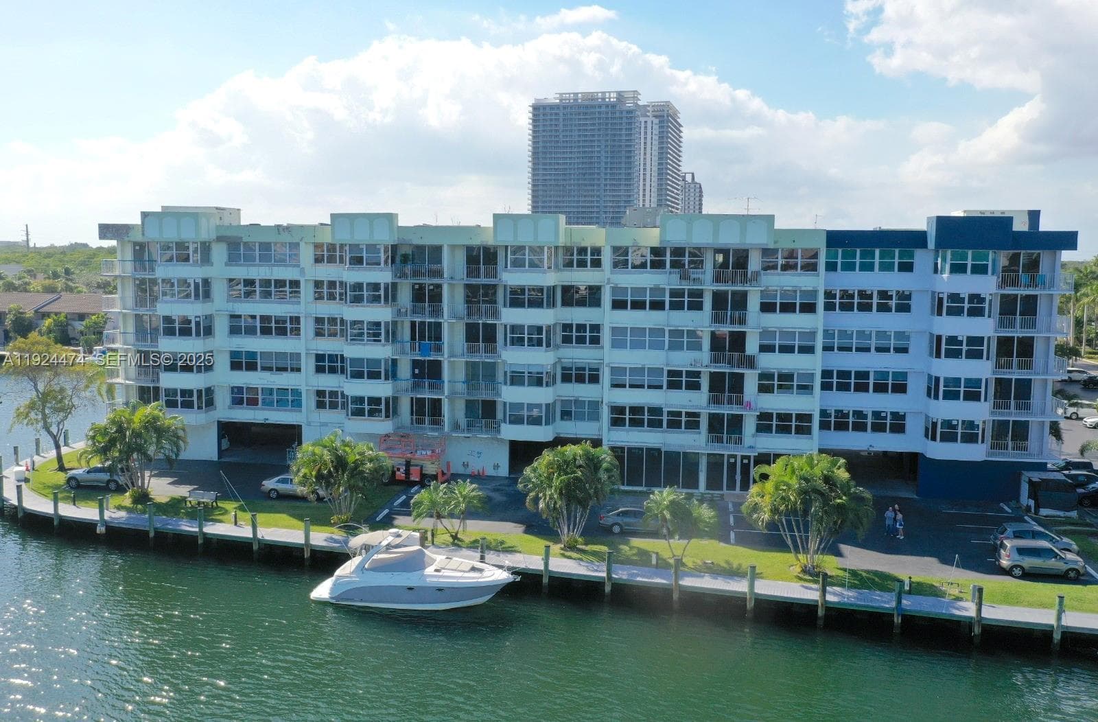 REEF CLUB SOUTH · #5G BOAT SLIP INCLUDED in North Miami Beach - Photo 8