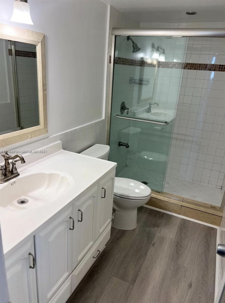Oceanview Condo B · #1402 in Sunny Isles Beach - Photo 16