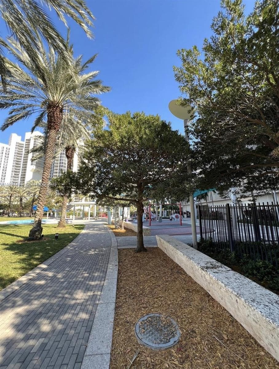 Oceanview Condo B · #1402 in Sunny Isles Beach - Photo 11