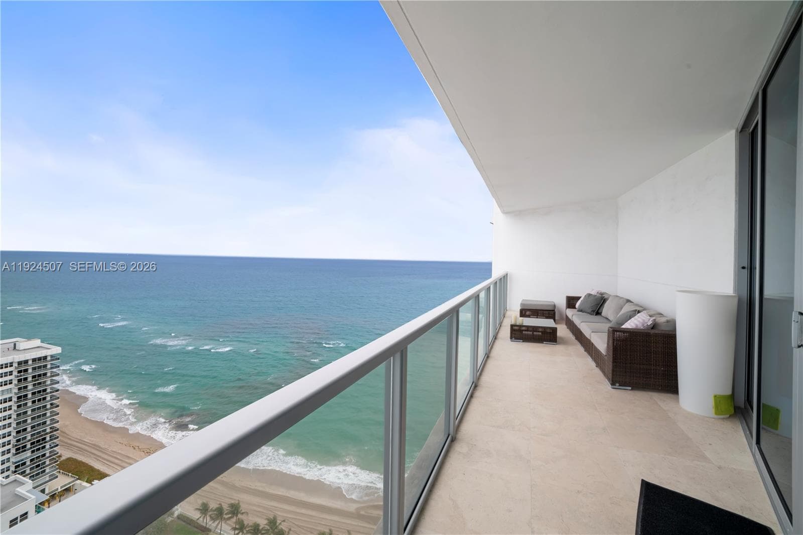 OCEAN PALMS CONDO · #2907 in Hollywood - Photo 31