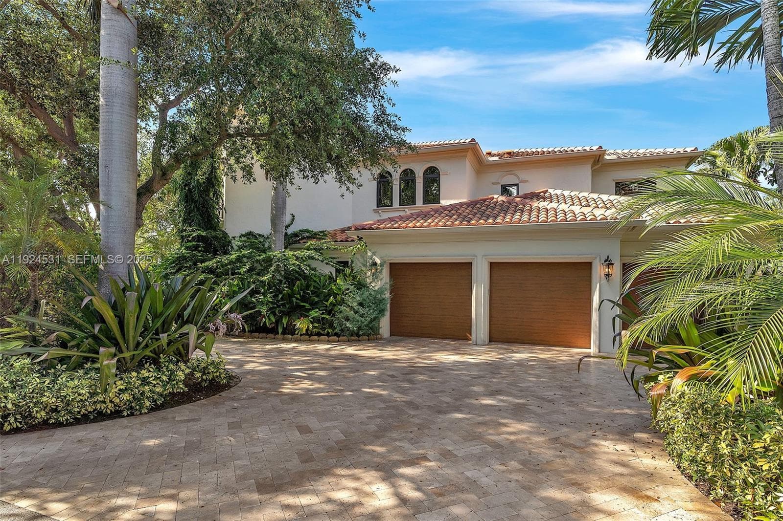 4008 Sanctuary Ln photo 3