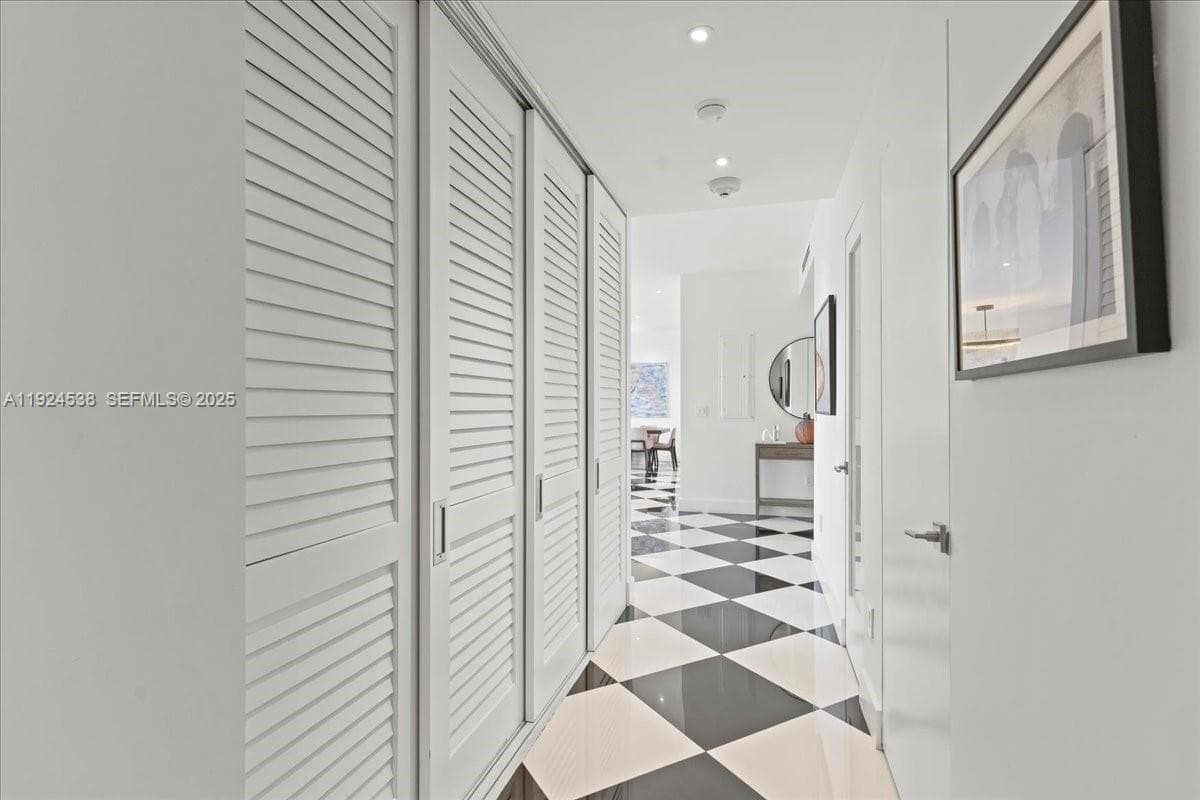 CRICKET CLUB CONDO · #PH05 in Miami - Photo 13