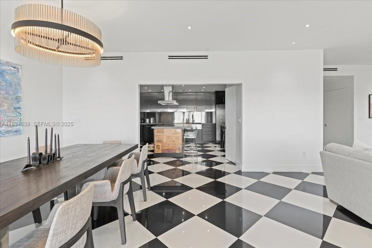 CRICKET CLUB CONDO · #PH05 in Miami - Photo 7