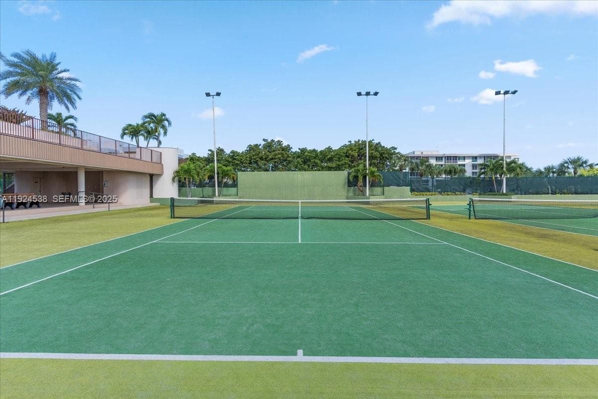 Tennis