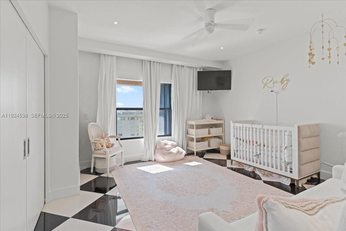 CRICKET CLUB CONDO · #PH05 in Miami - Photo 15