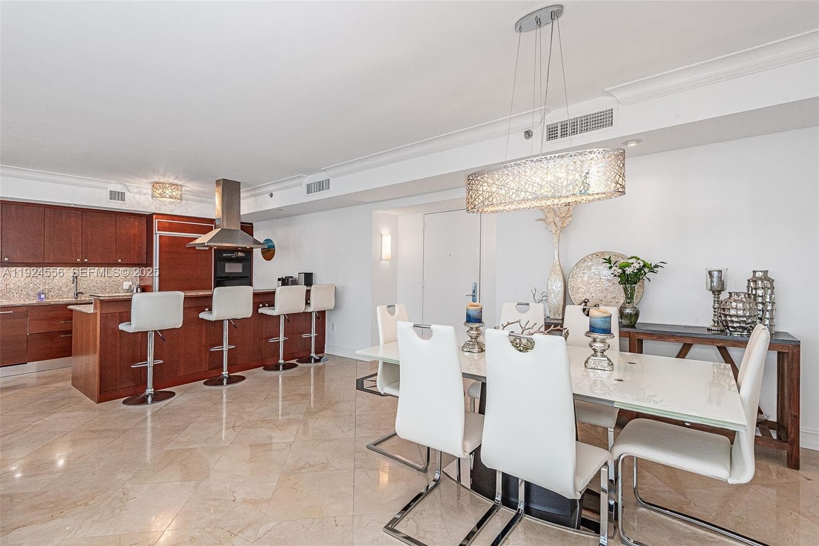 Beach Club Condo · #1105 in Hallandale Beach - Photo 11