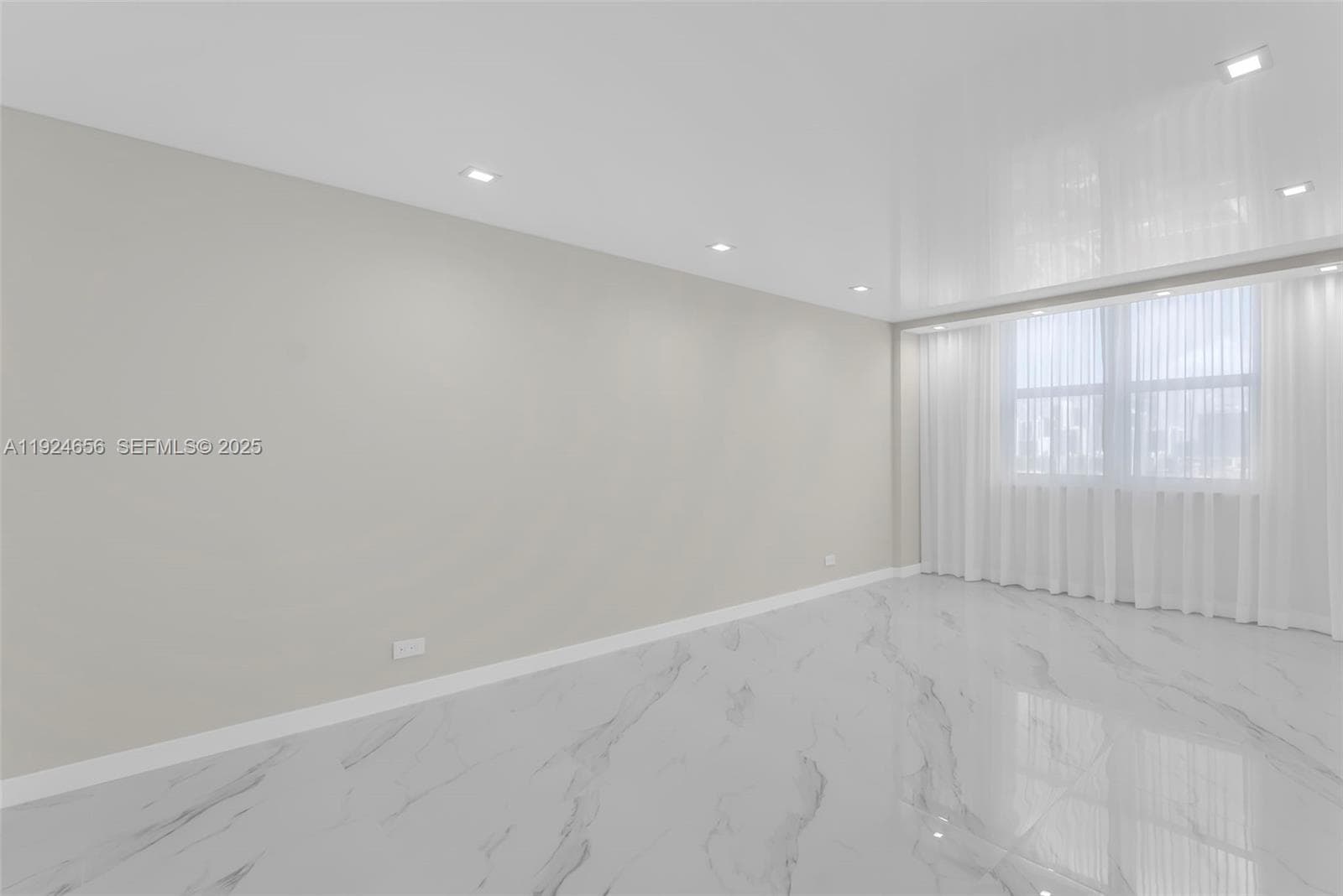 WINSTON TOWERS 200 CONDO · #1414 in Sunny Isles Beach - Photo 11
