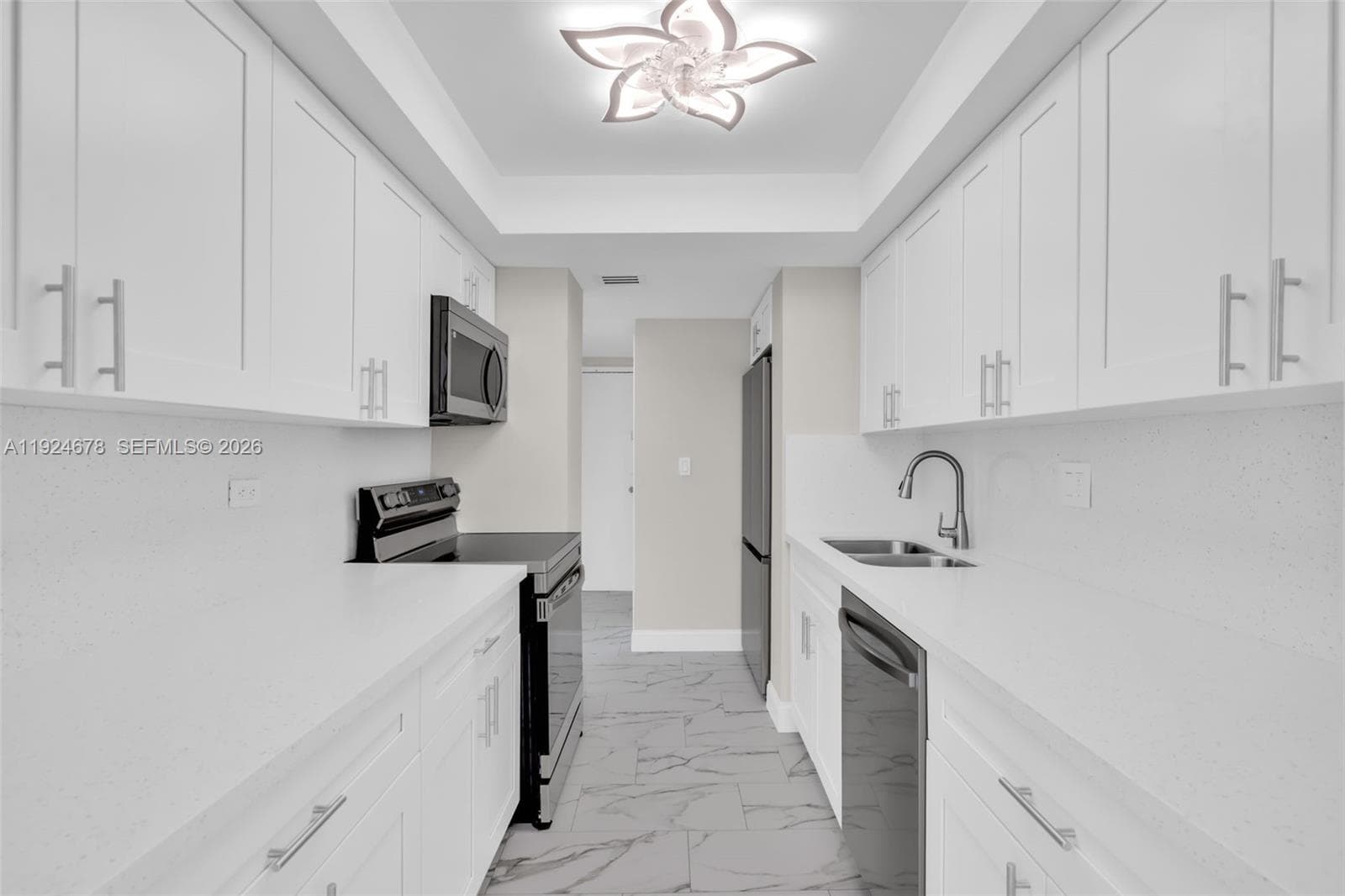 WINSTON TOWERS 200 · #1415 in Sunny Isles Beach - Photo 6
