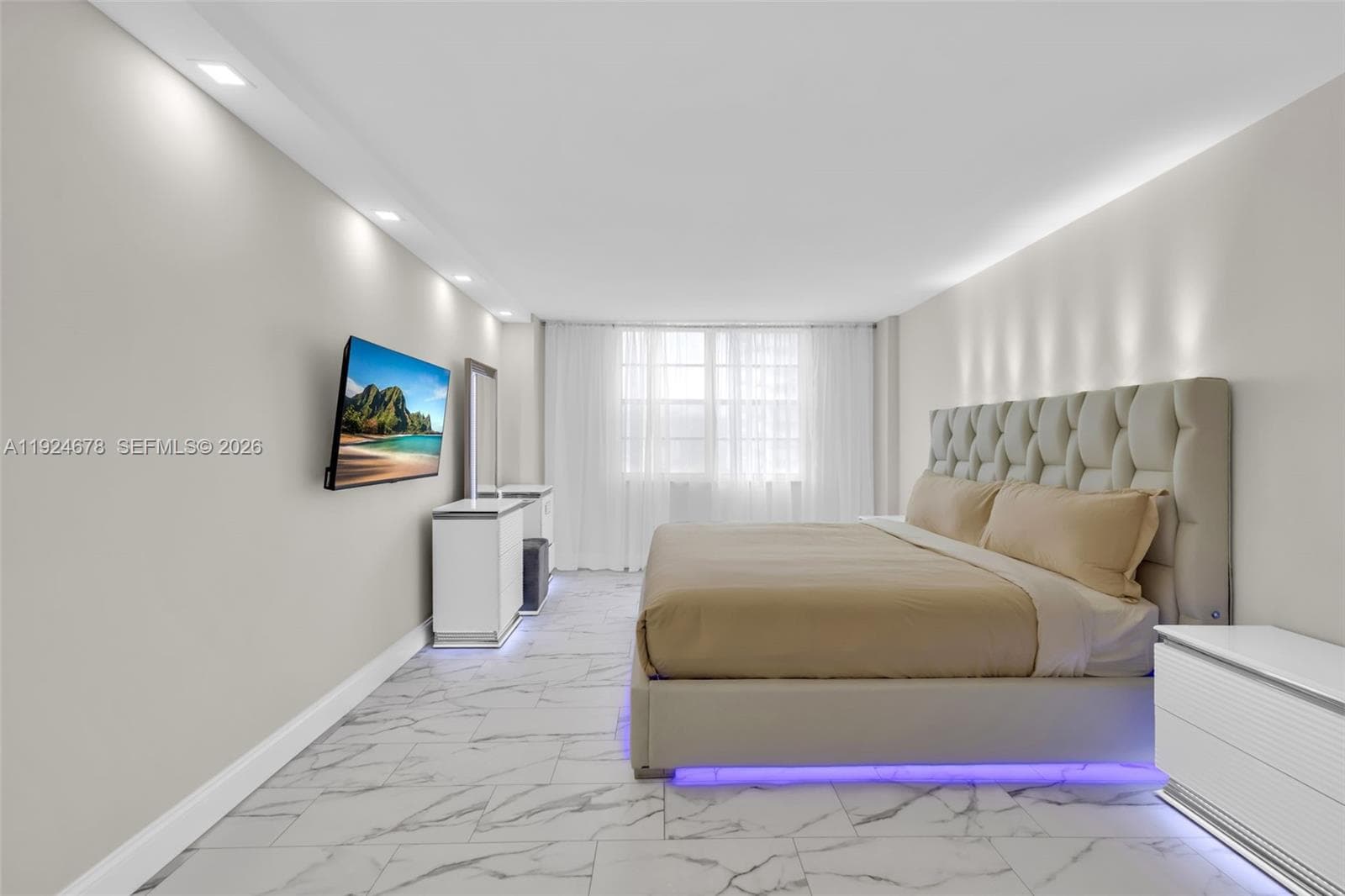 WINSTON TOWERS 200 · #1415 in Sunny Isles Beach - Photo 9