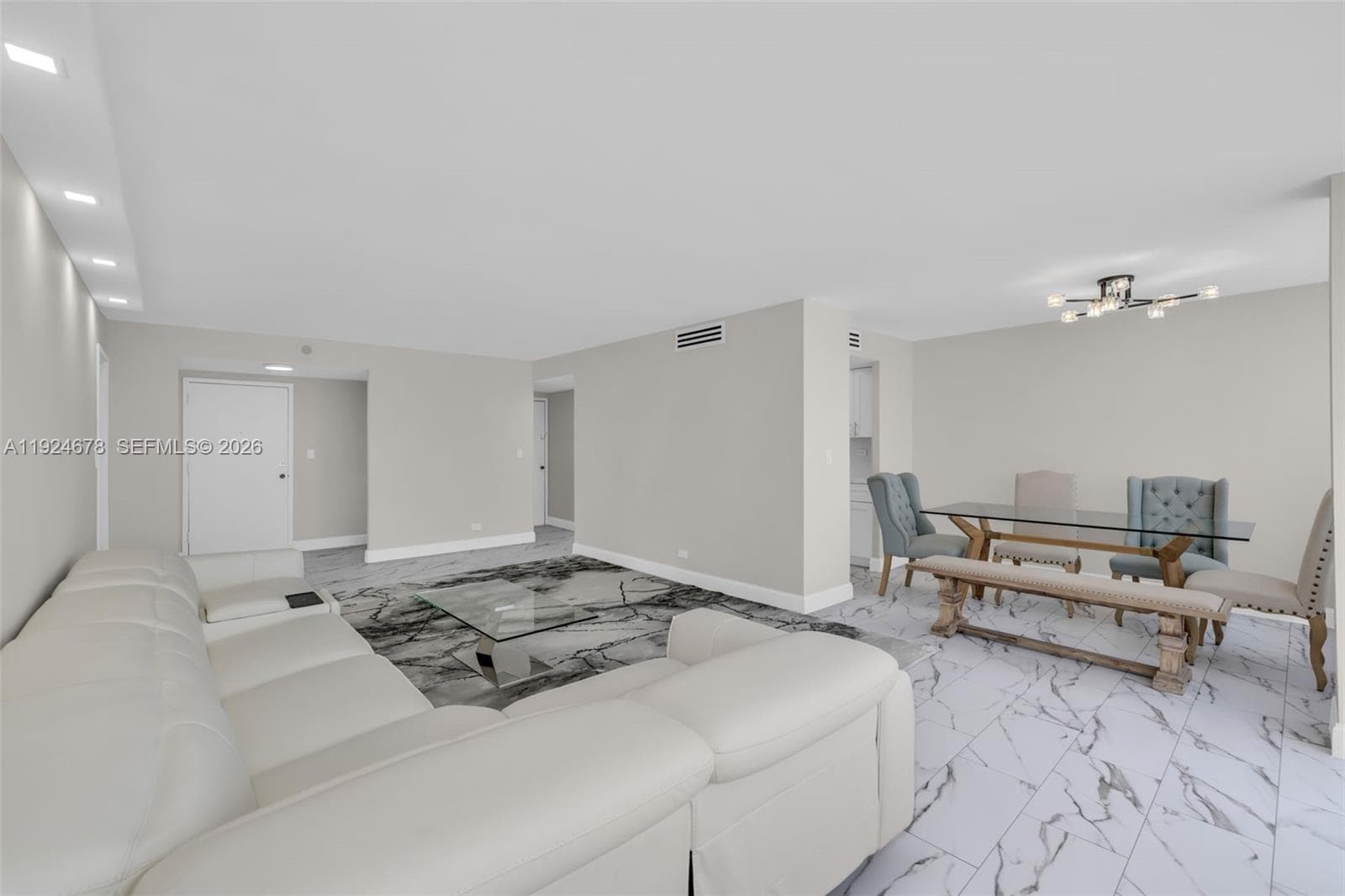 WINSTON TOWERS 200 · #1415 in Sunny Isles Beach - Photo 4