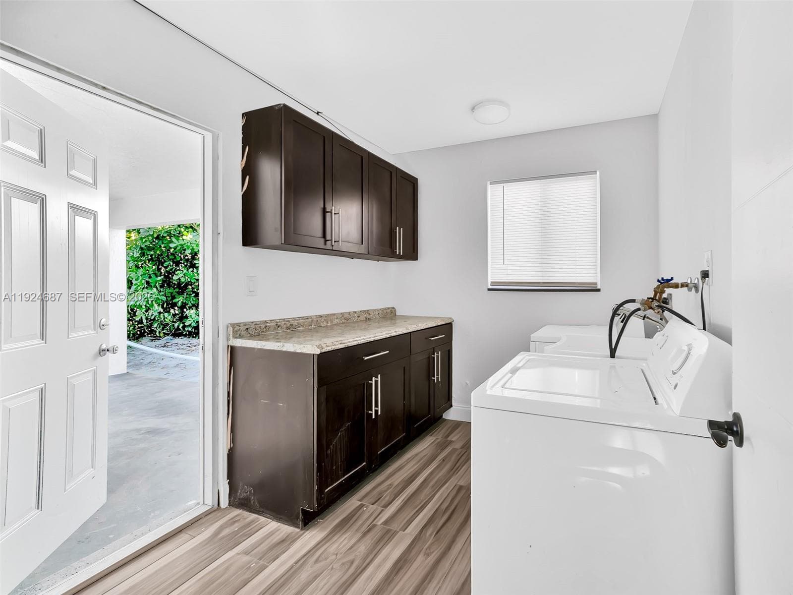 1520 NE 14th Ter #. photo 16