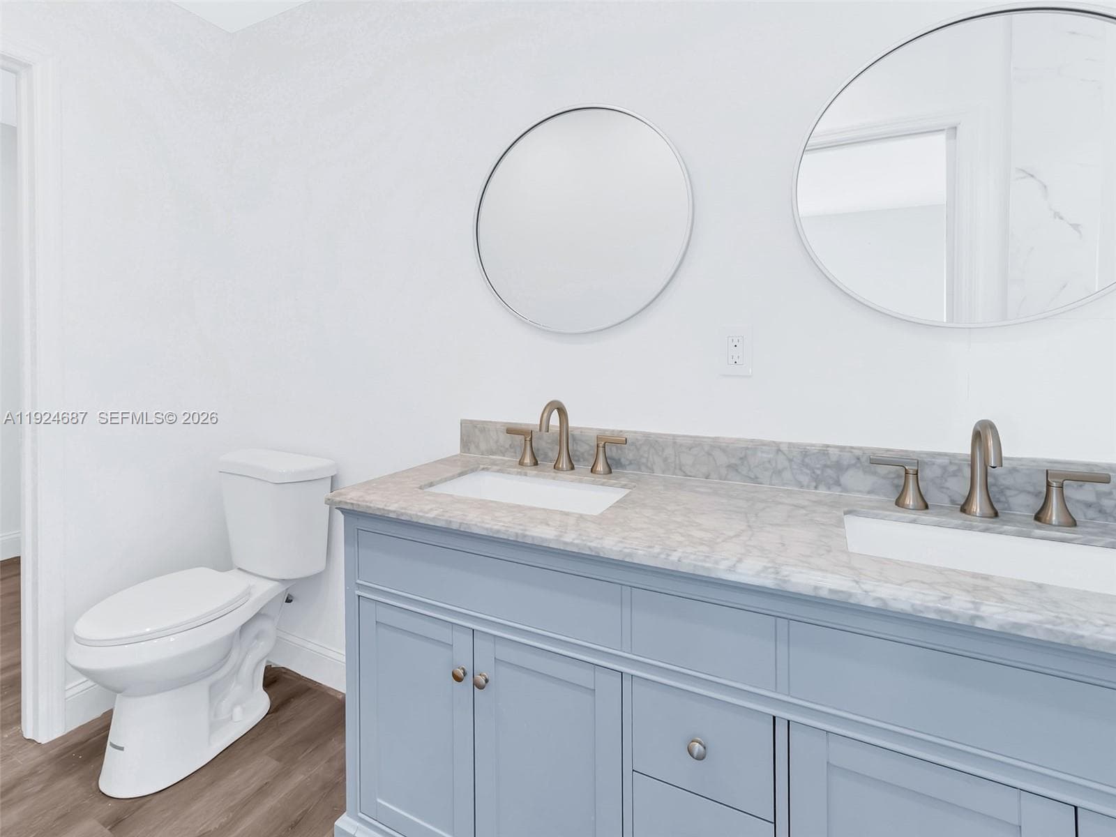 1520 NE 14th Ter #. photo 11