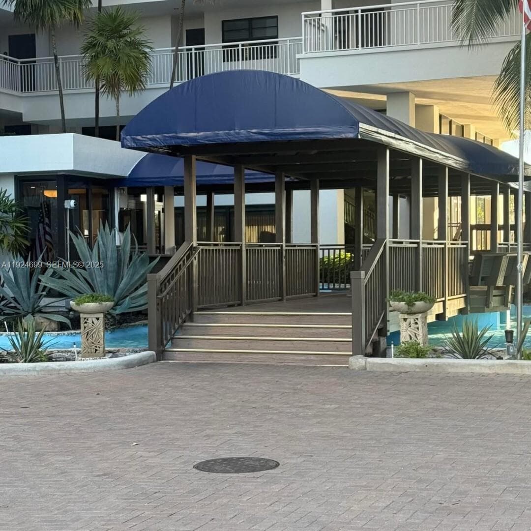 Pilot House · #914 in Fort Lauderdale - Photo 7