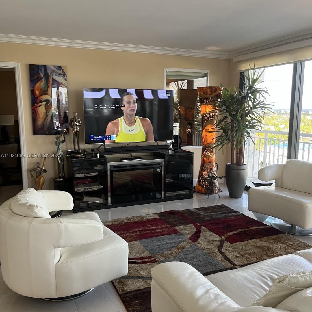 Pilot House · #914 in Fort Lauderdale - Photo 38