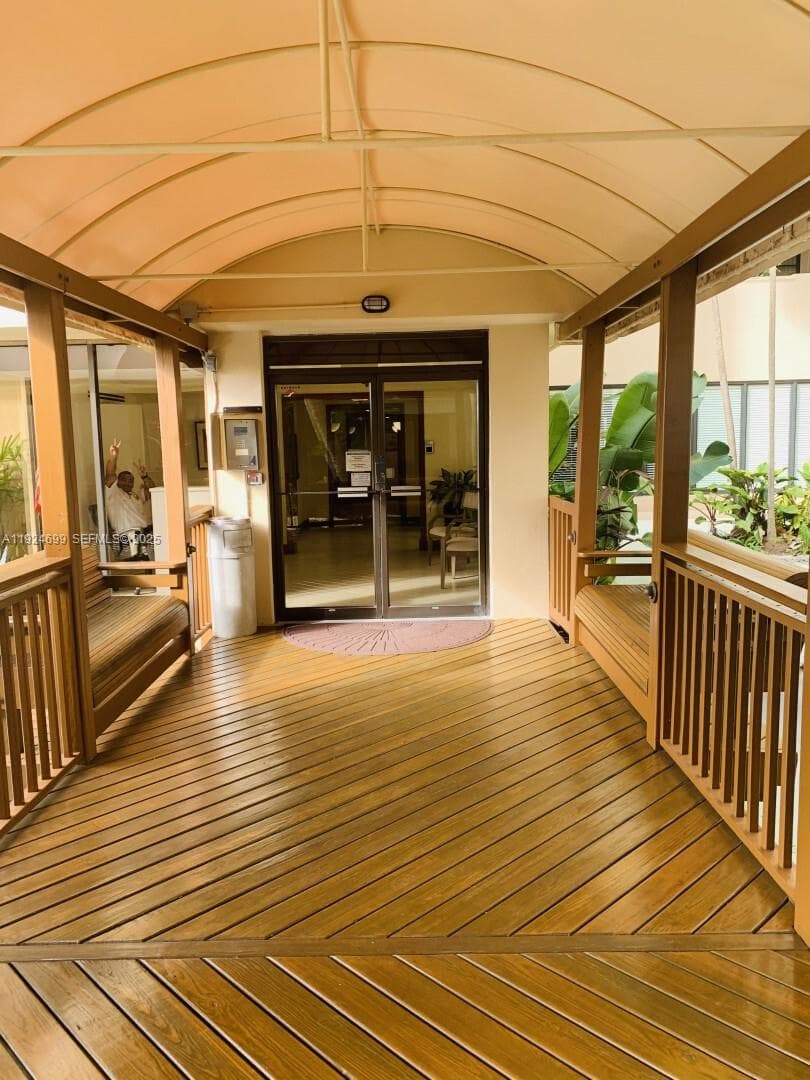 Pilot House · #914 in Fort Lauderdale - Photo 10