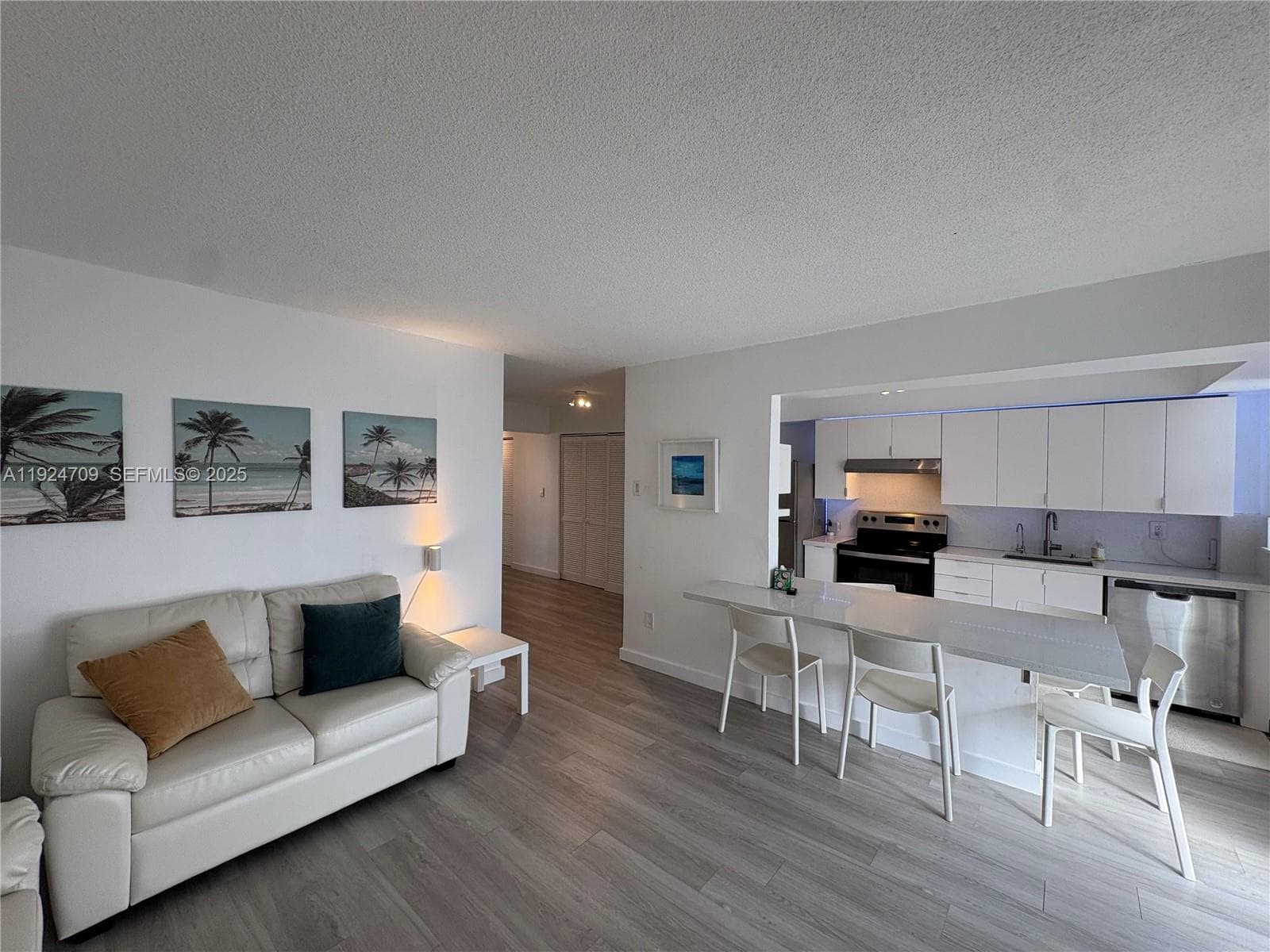 GOLDEN HOUSE CONDO · #806 in Miami Beach - Photo 3