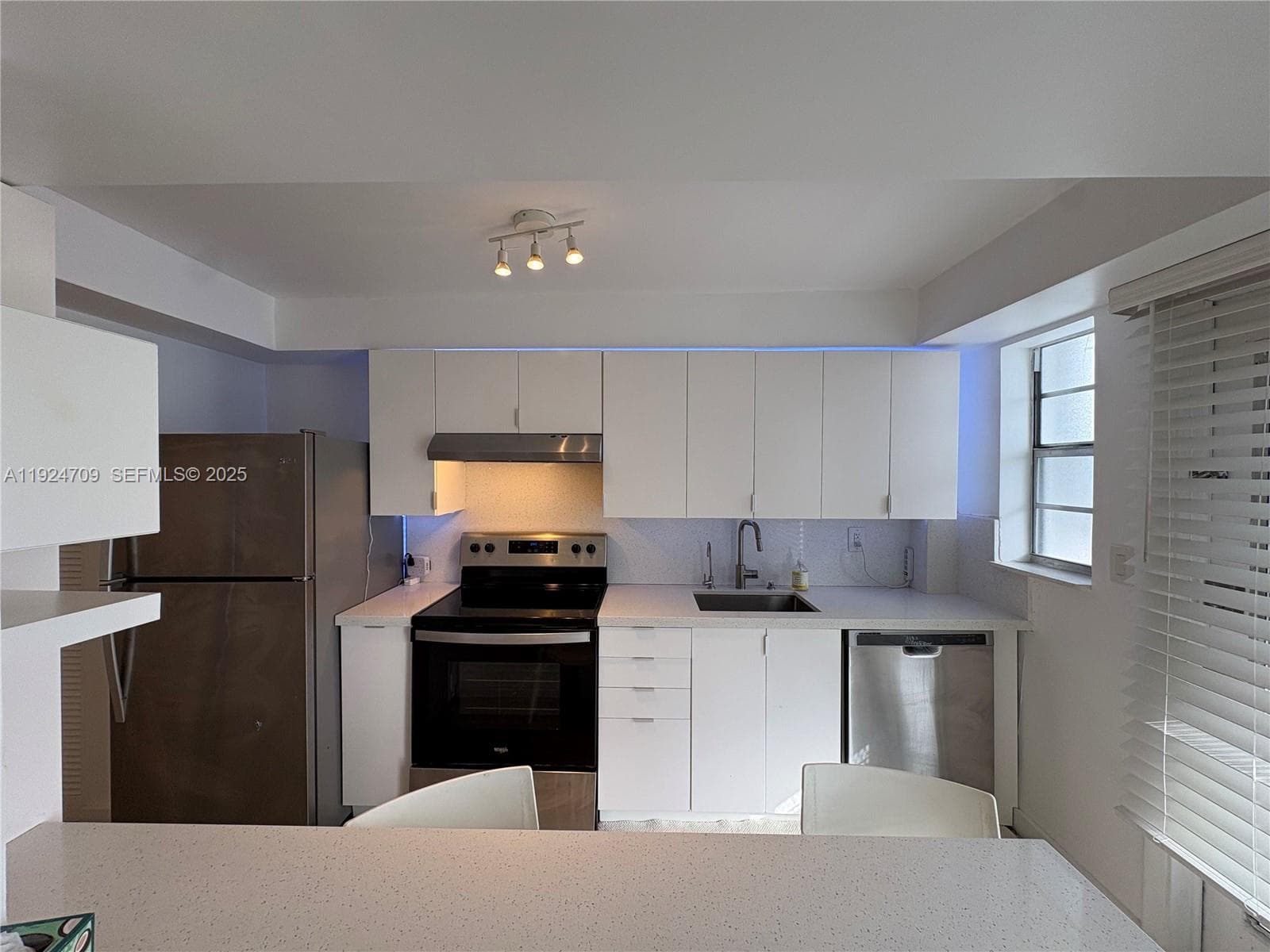 GOLDEN HOUSE CONDO · #806 in Miami Beach - Photo 9