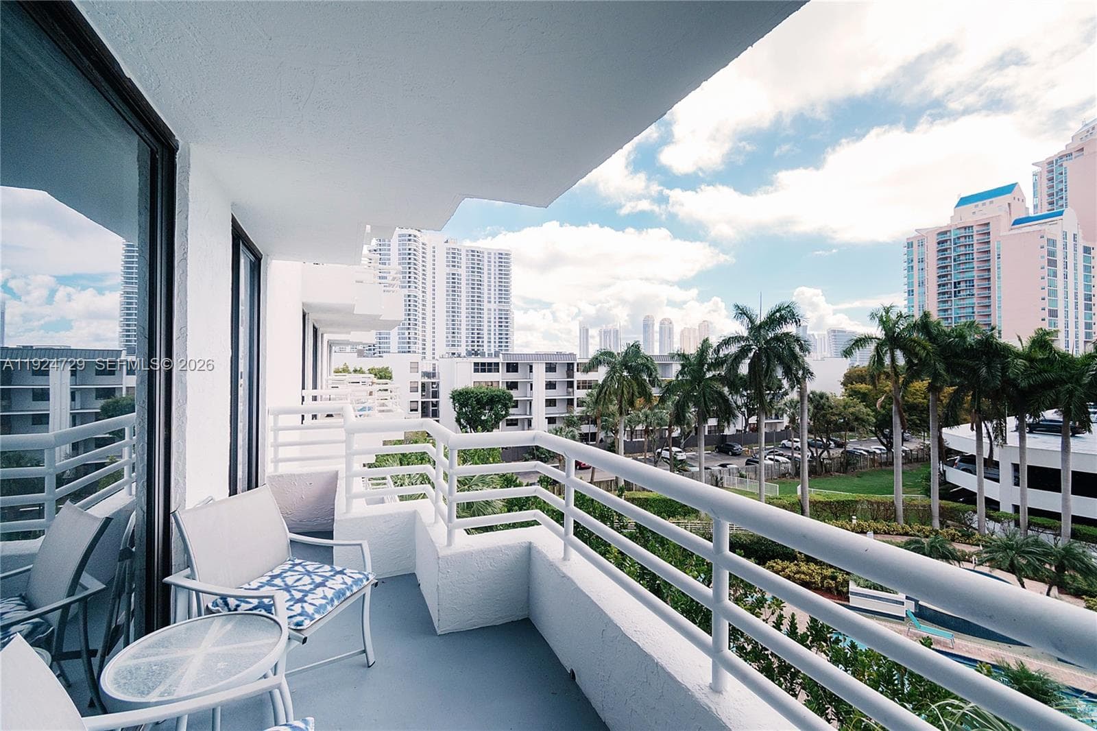 Parc Central Aventura Eas · #515 in Aventura - Photo 10