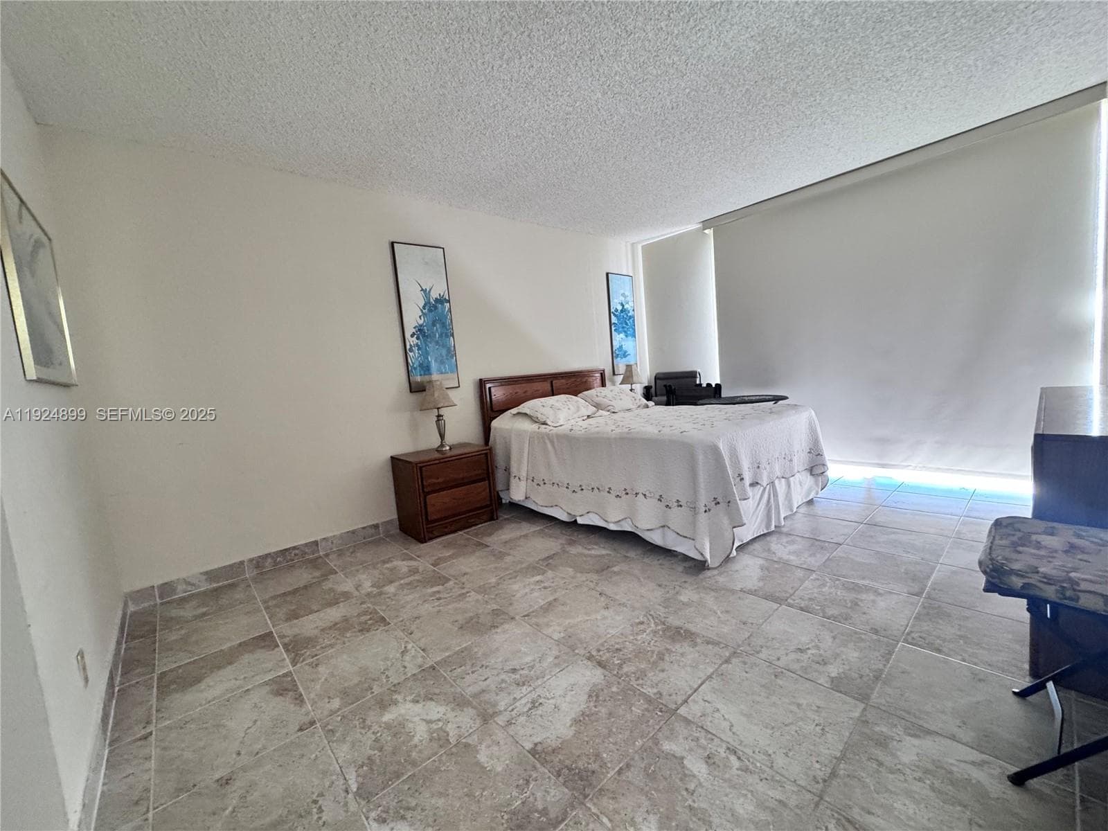 WINSTON TOWERS 700 CONDO · #1906 in Sunny Isles Beach - Photo 8