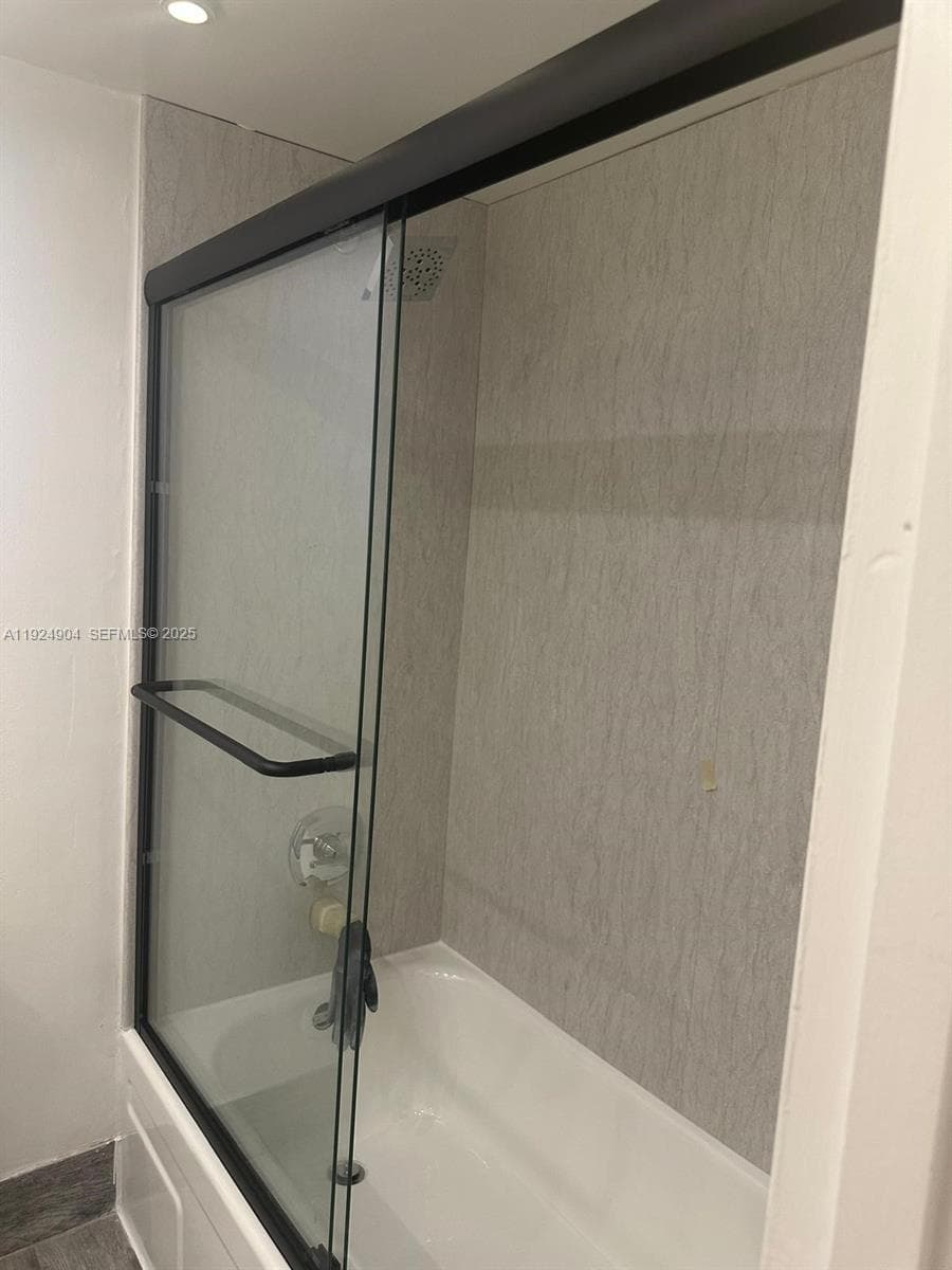 AQUASOL CONDO · #6-C in Miami Beach - Photo 13