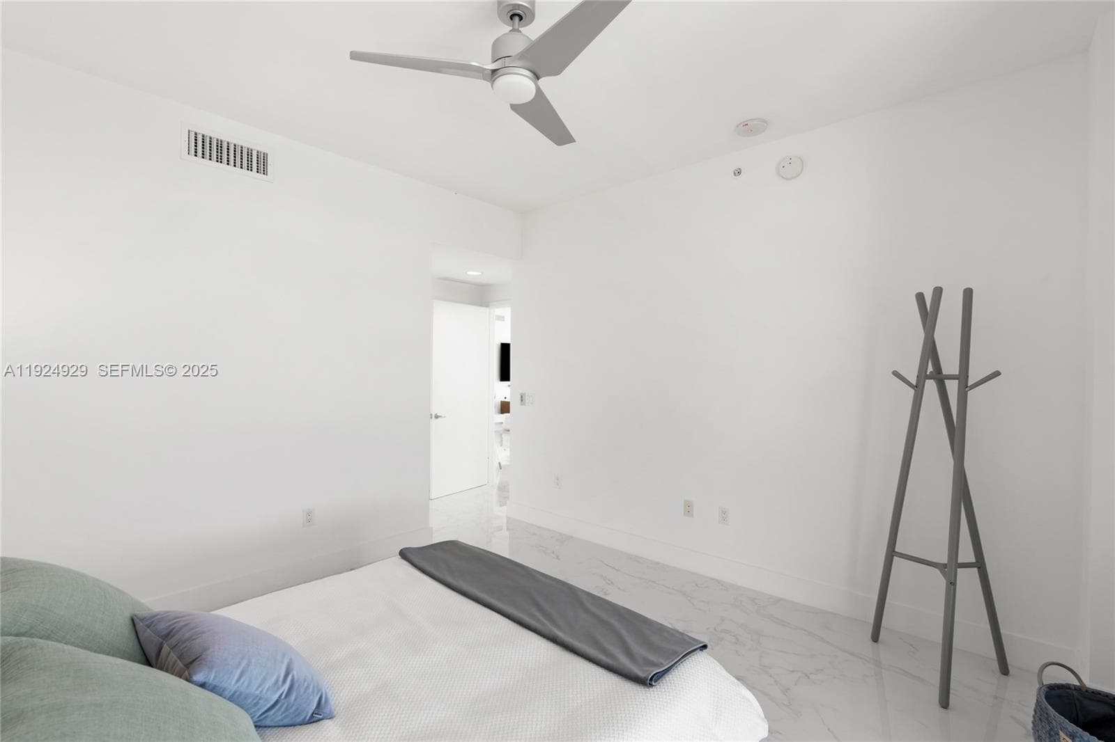 MARINA PALMS RESIDENCES · #2002 in North Miami Beach - Photo 42