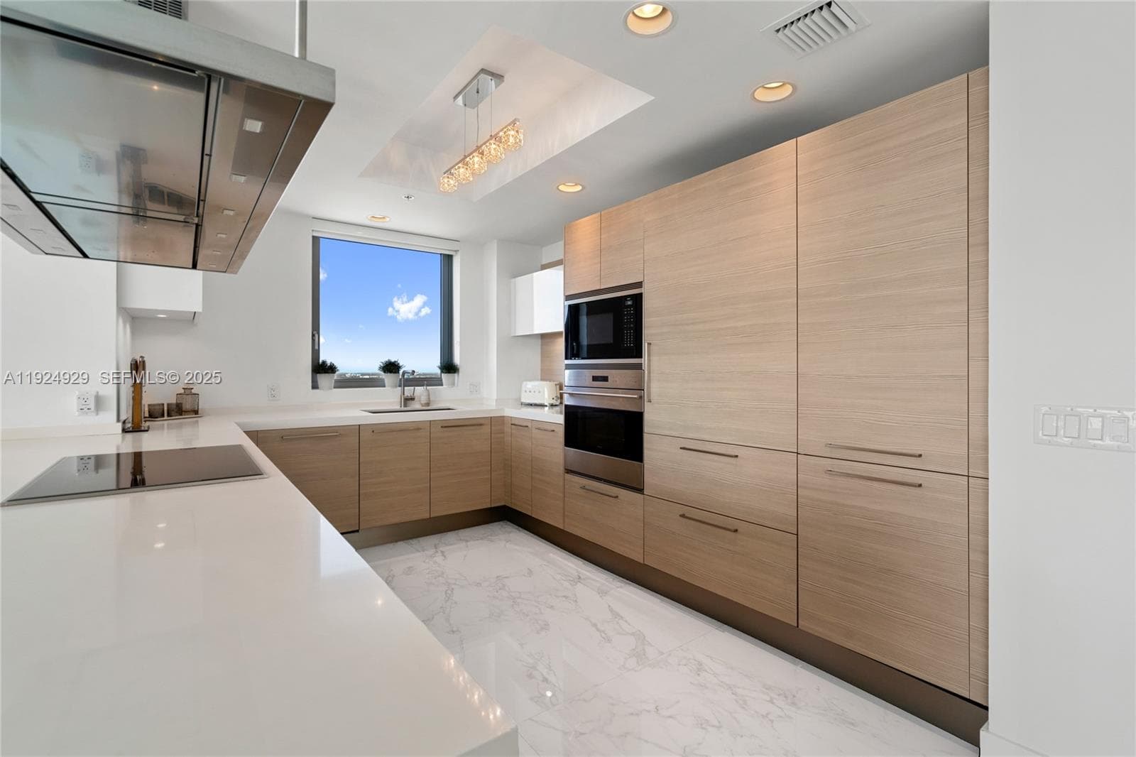 MARINA PALMS RESIDENCES · #2002 in North Miami Beach - Photo 17