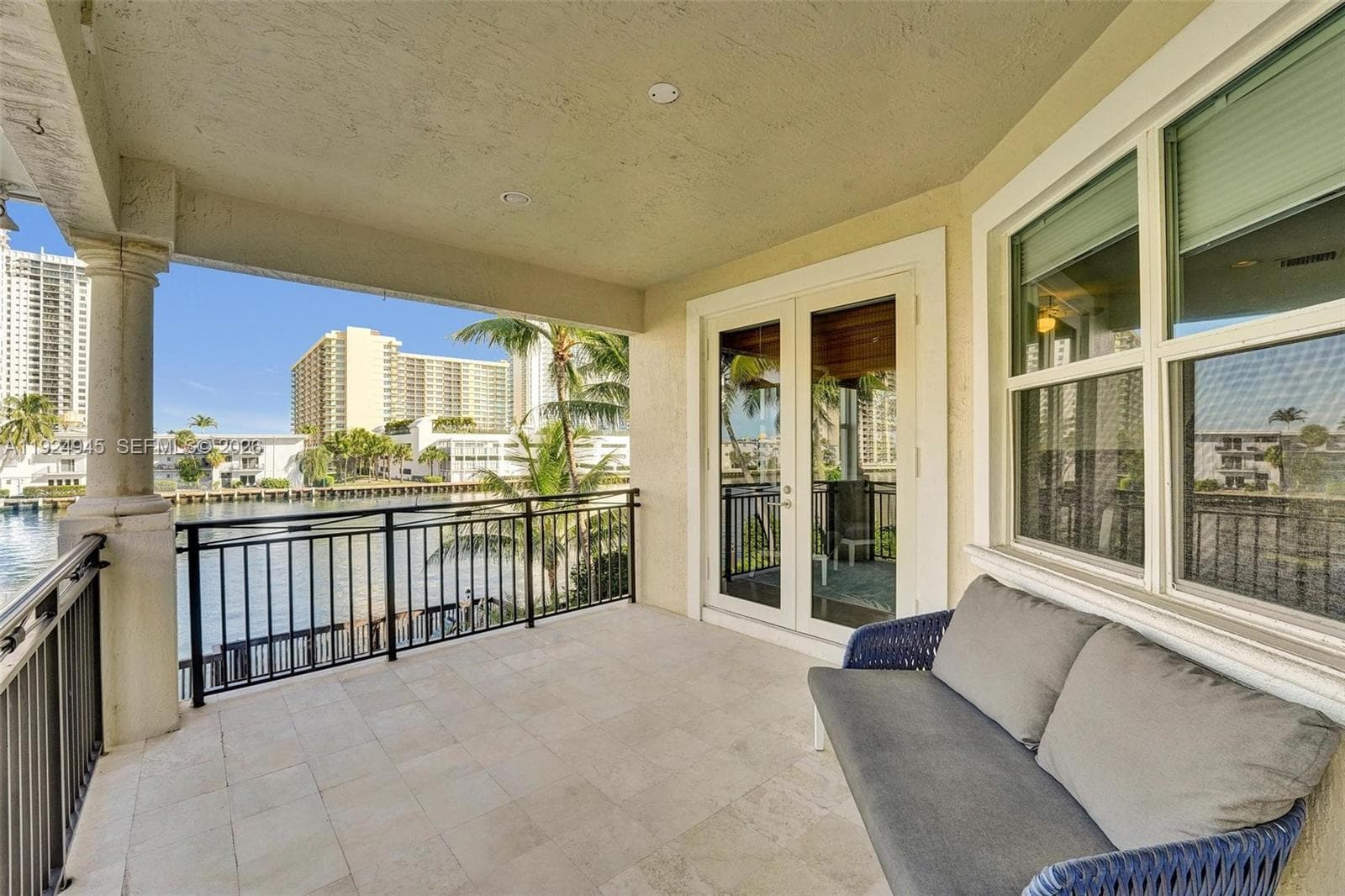 1575 Windjammer Way photo 32