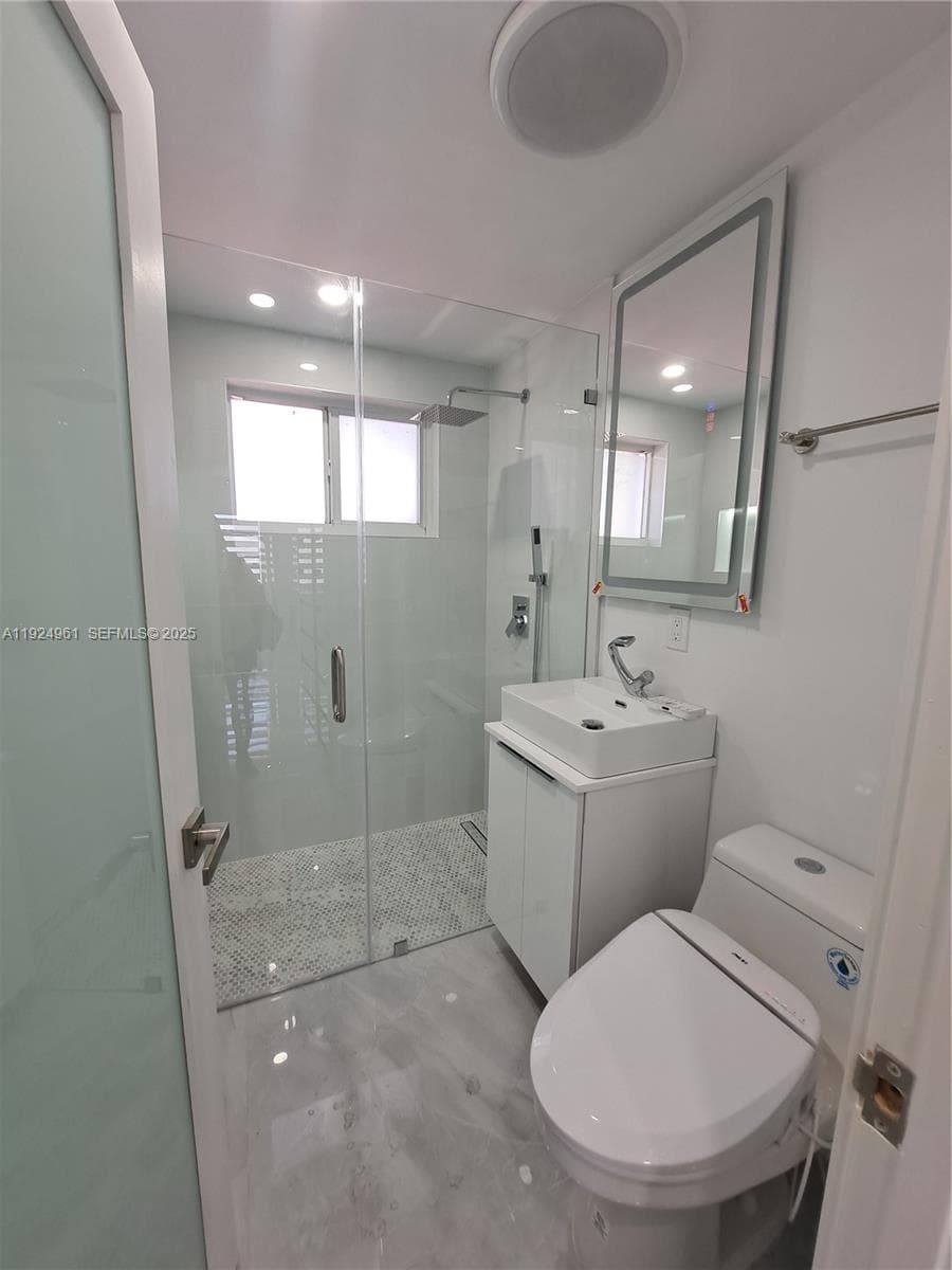 WINDS OF NOBE CONDO · #59 in Miami Beach - Photo 4