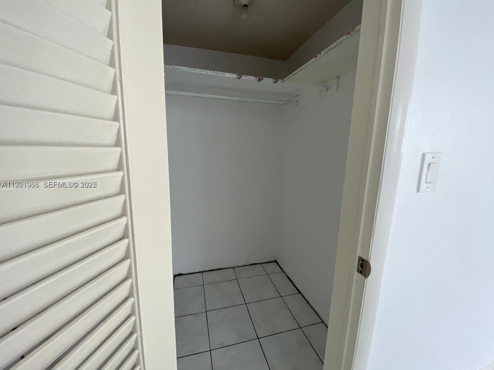 NO BAY WHITE HOUSE NO 1 C · #A212 in North Bay Village - Photo 15