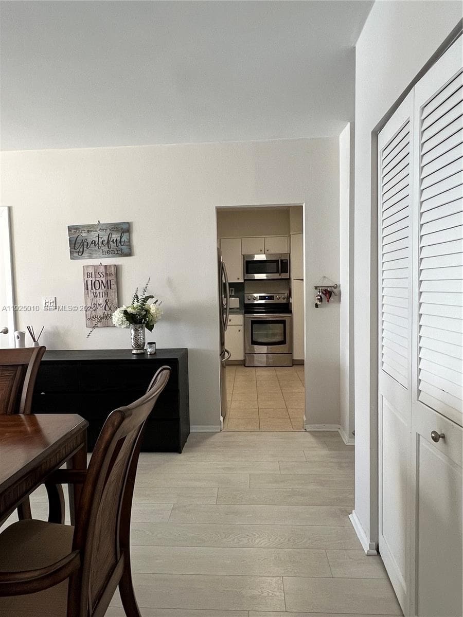 ARLEN HOUSE CONDO · #2114 in Sunny Isles Beach - Photo 5
