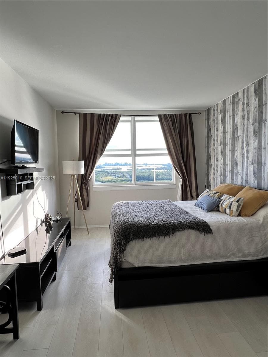 ARLEN HOUSE CONDO · #2114 in Sunny Isles Beach - Photo 9