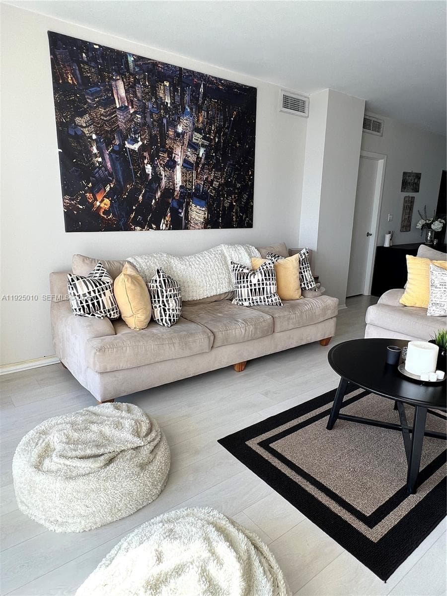 ARLEN HOUSE CONDO · #2114 in Sunny Isles Beach - Photo 8