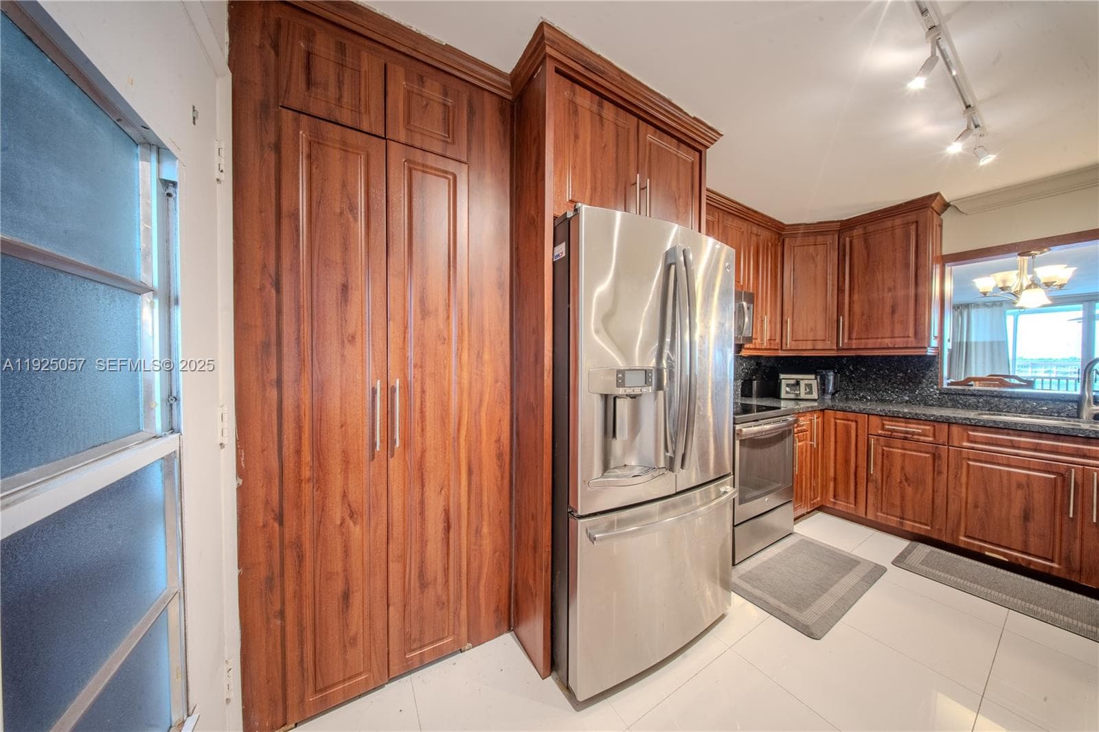 JADE WINDS GROUP ALLAMAND · #410-1 in Miami - Photo 3