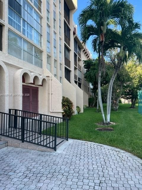 DeSoto Park North · #105 in Hallandale Beach - Photo 2