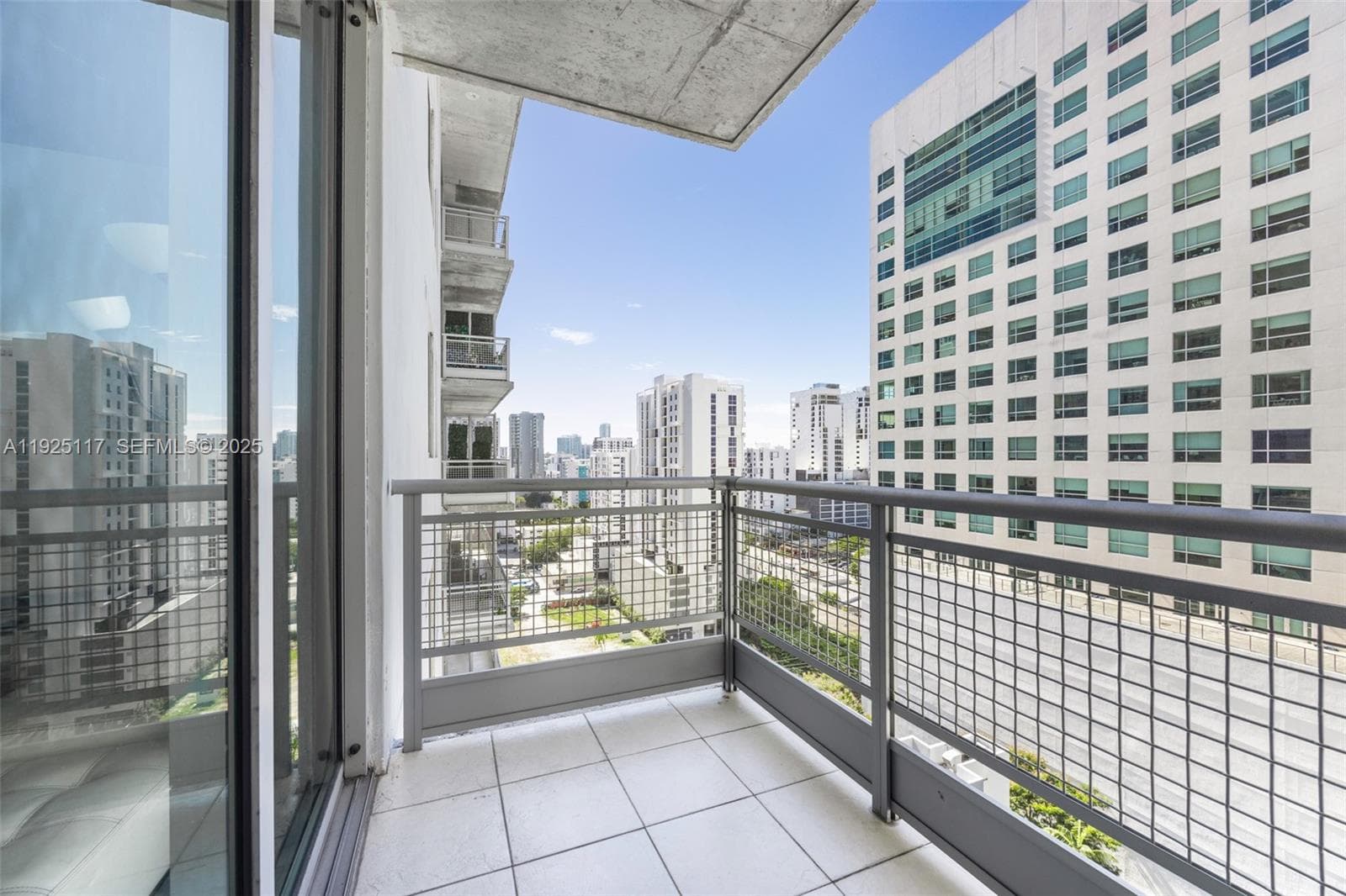 NEO VERTIKA CONDO · #1830 in Miami - Photo 13