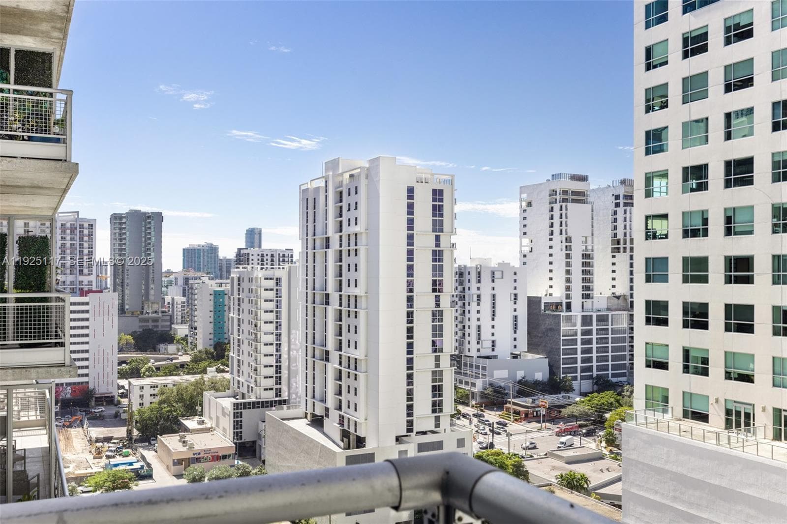 NEO VERTIKA CONDO · #1830 in Miami - Photo 14
