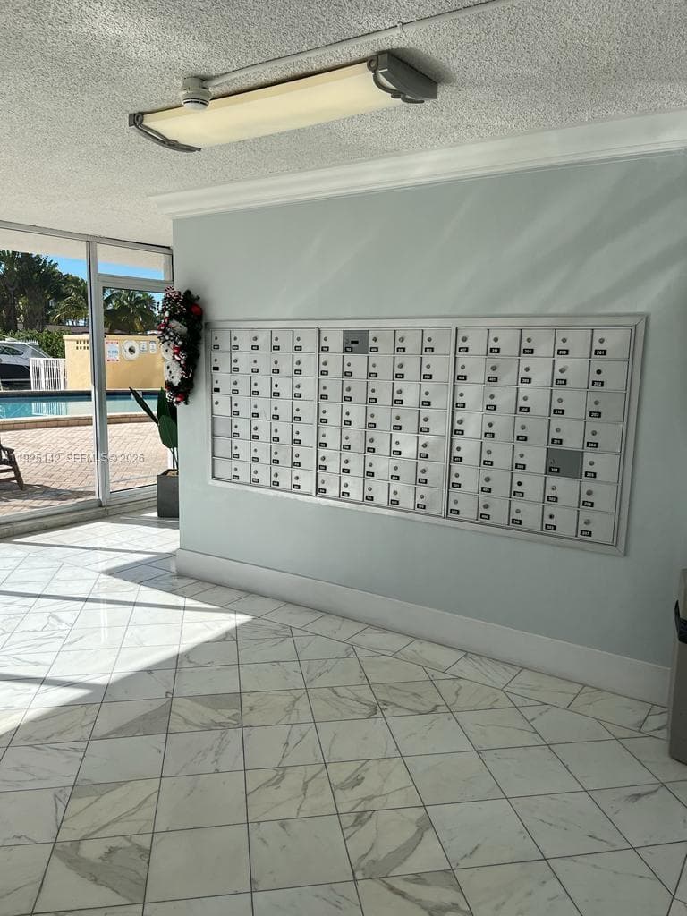 KEYSTONE TOWERS CONDO · #609 in North Miami - Photo 10