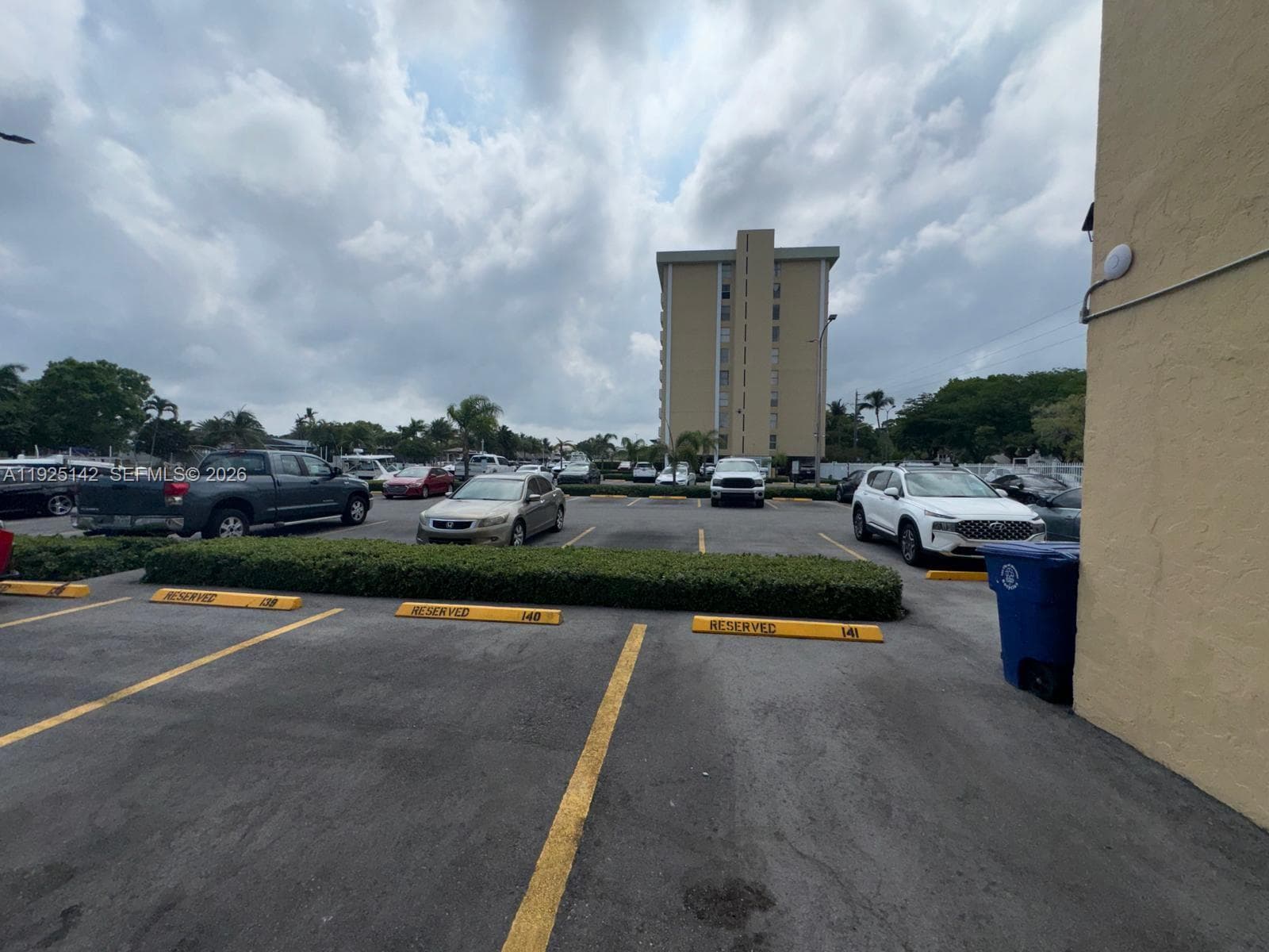 KEYSTONE TOWERS CONDO · #609 in North Miami - Photo 45