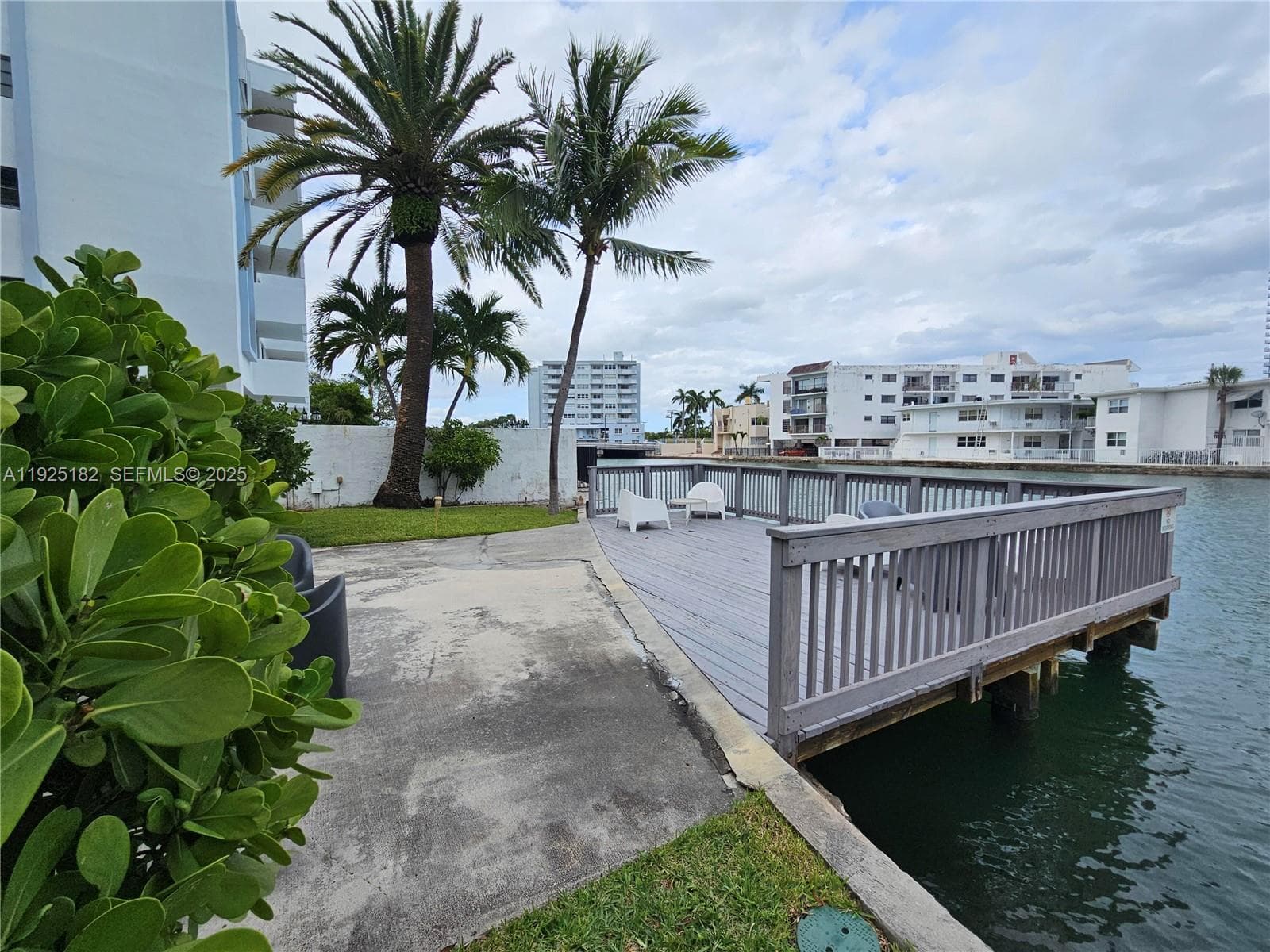 Bay Drive · #16 in Miami Beach - Photo 13