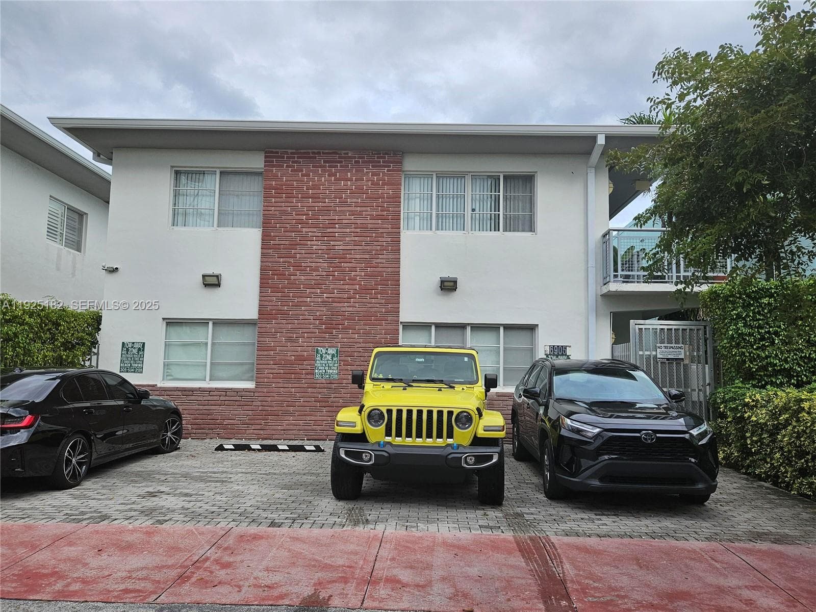 Bay Drive · #16 in Miami Beach - Photo 1