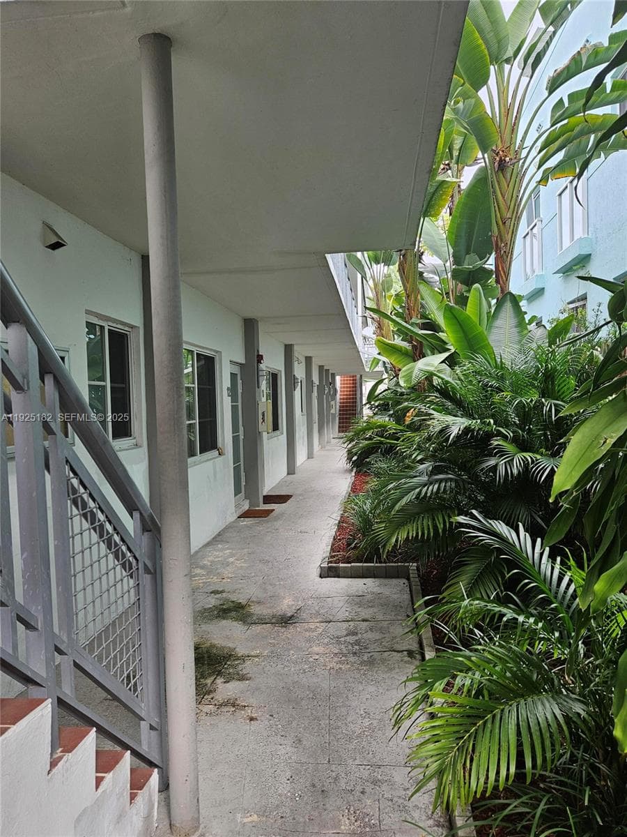 Bay Drive · #16 in Miami Beach - Photo 5