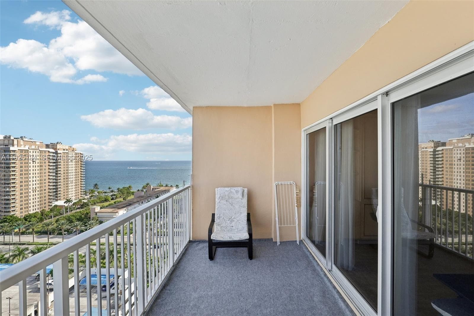HEMISPHERES · #16A in Hallandale Beach - Photo 30