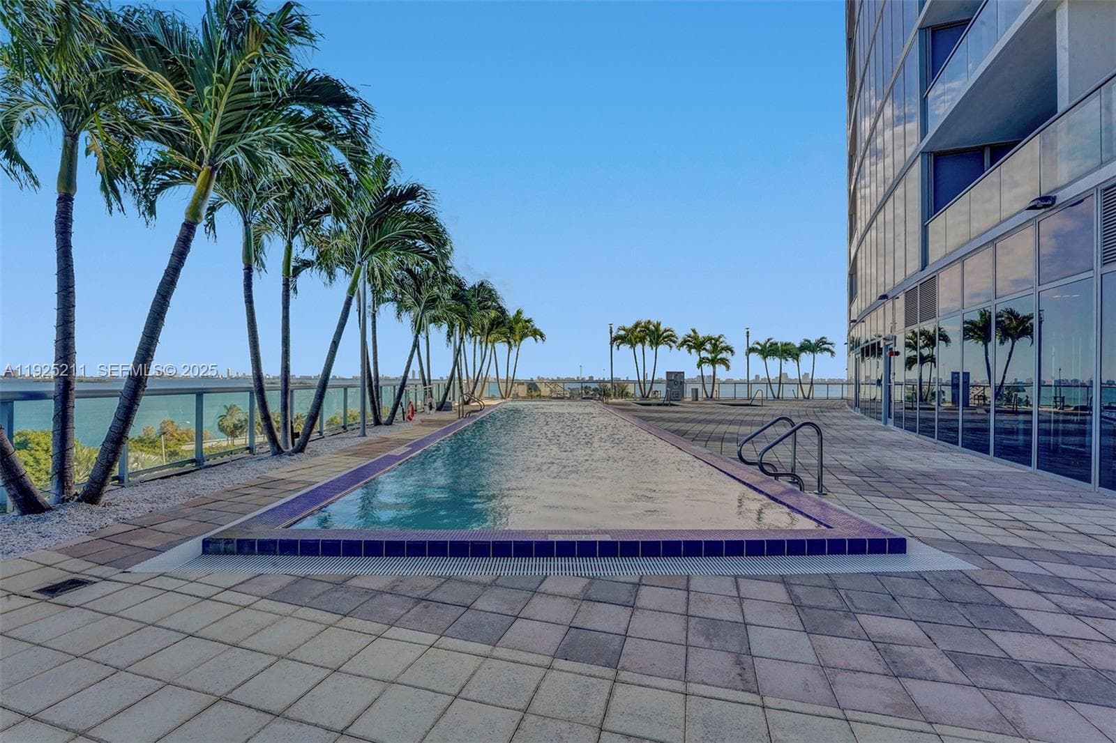 Blue Condominium · #811 in Miami - Photo 16