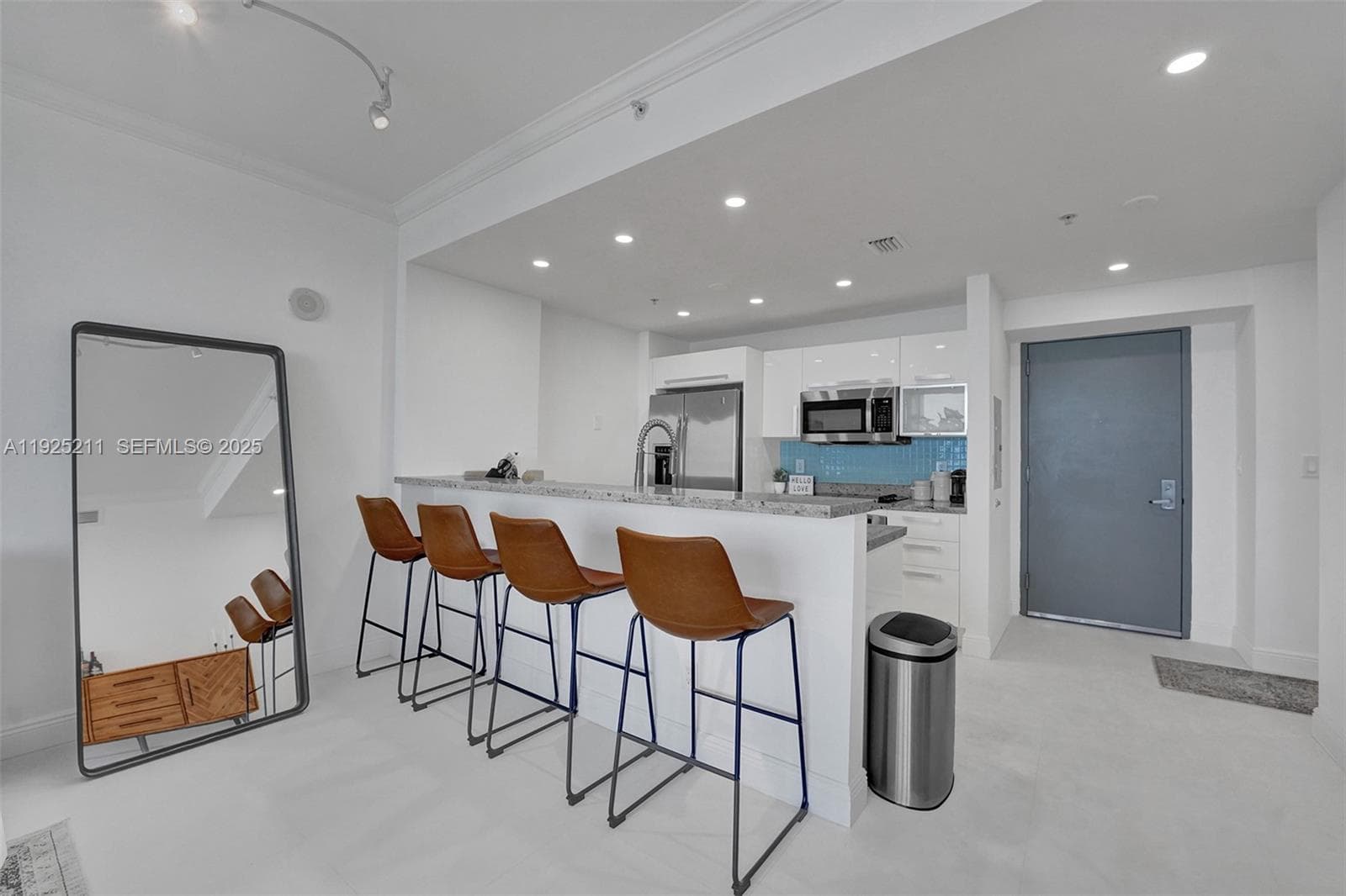 Blue Condominium · #811 in Miami - Photo 5