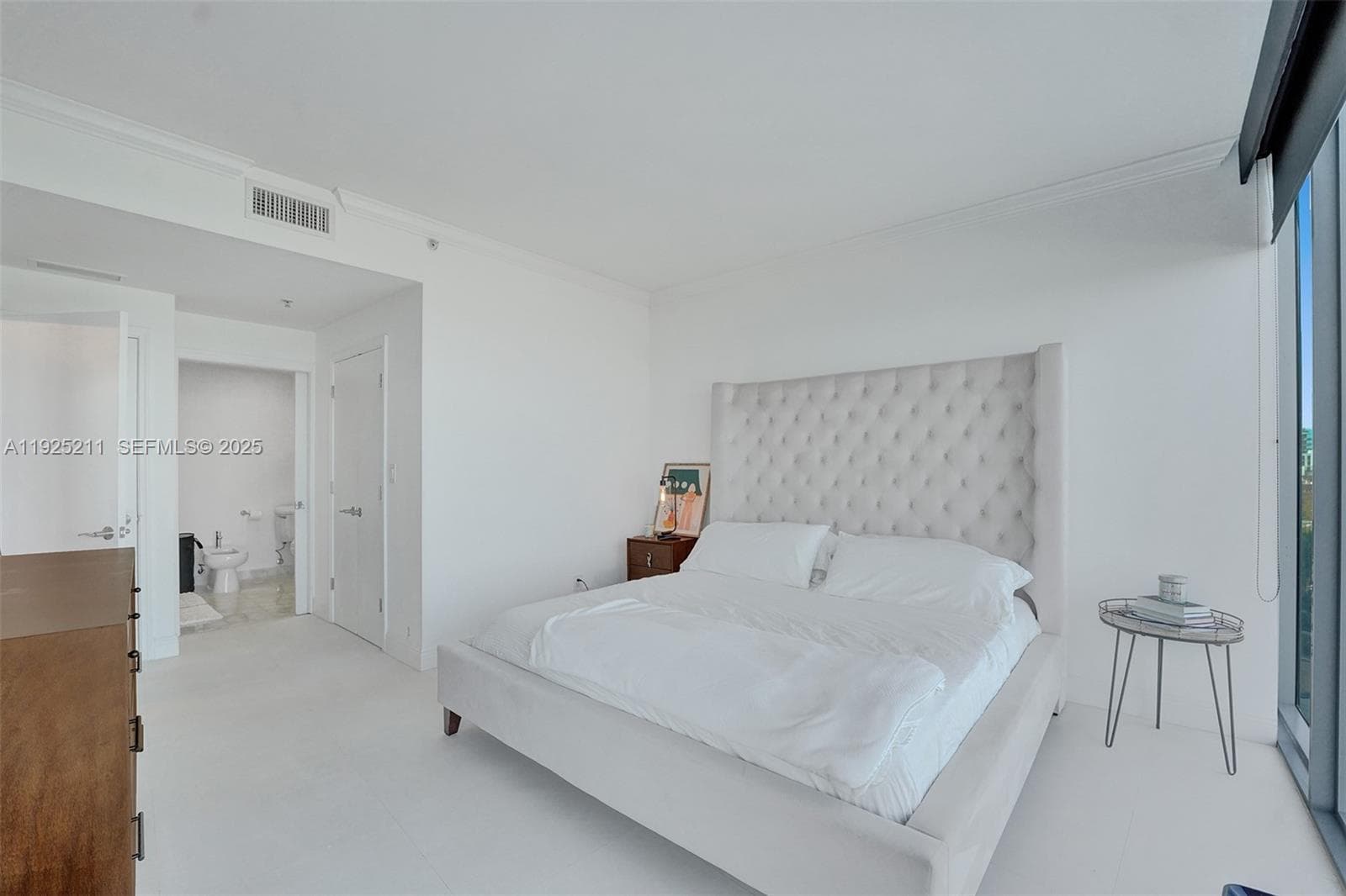 Blue Condominium · #811 in Miami - Photo 9