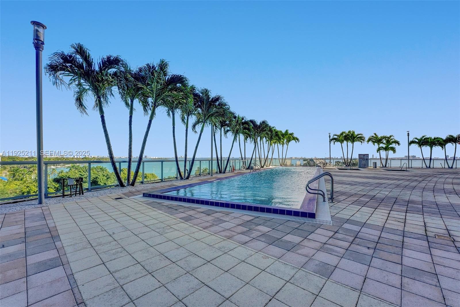 Blue Condominium · #811 in Miami - Photo 15