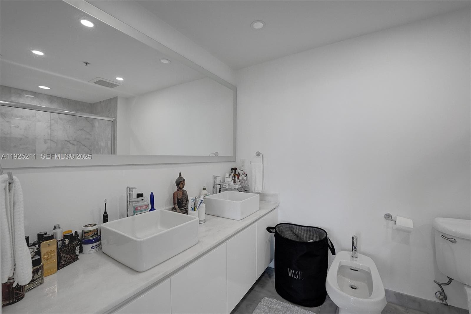 Blue Condominium · #811 in Miami - Photo 11
